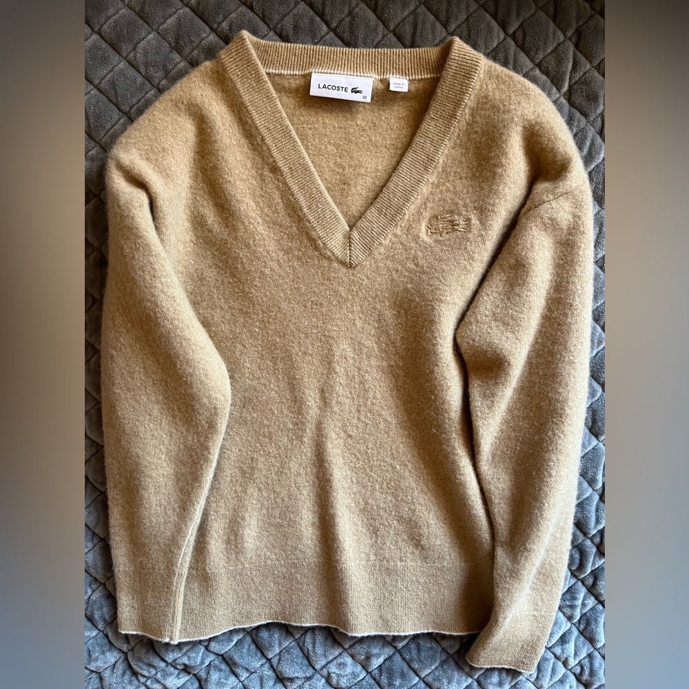 Lacoste V-Neck Wool Sweater Tan Size 32 – Excellent Condition
